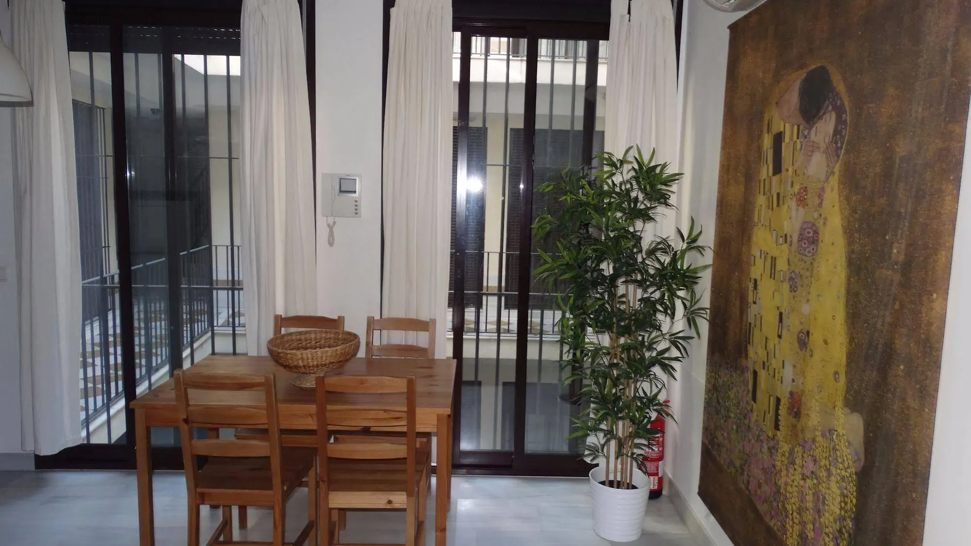 Malaga Apartamentos - Jinetes, 13